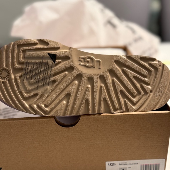 Ugg Kids Classic sequin boots - Picture 3 of 3